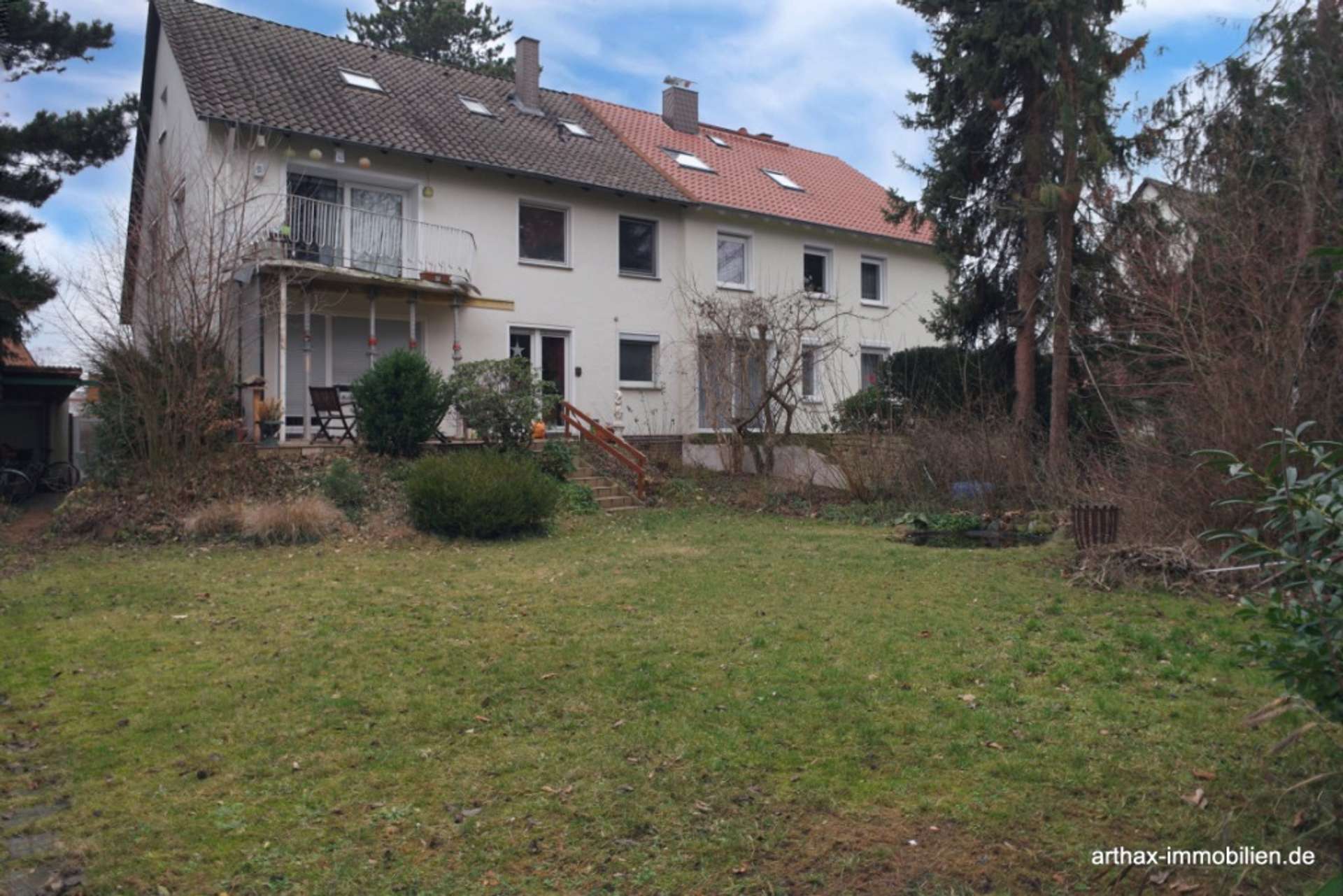 Hannover Seelhorst: Vermietetes großzügiges ZFH, mit großem Grundstück, in guter Lage - Gartenansicht