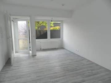 Hannover Davenstedt: Kleine Wohnung mit Terrasse und eigenem Eingang, 30455 Hannover, Etagenwohnung