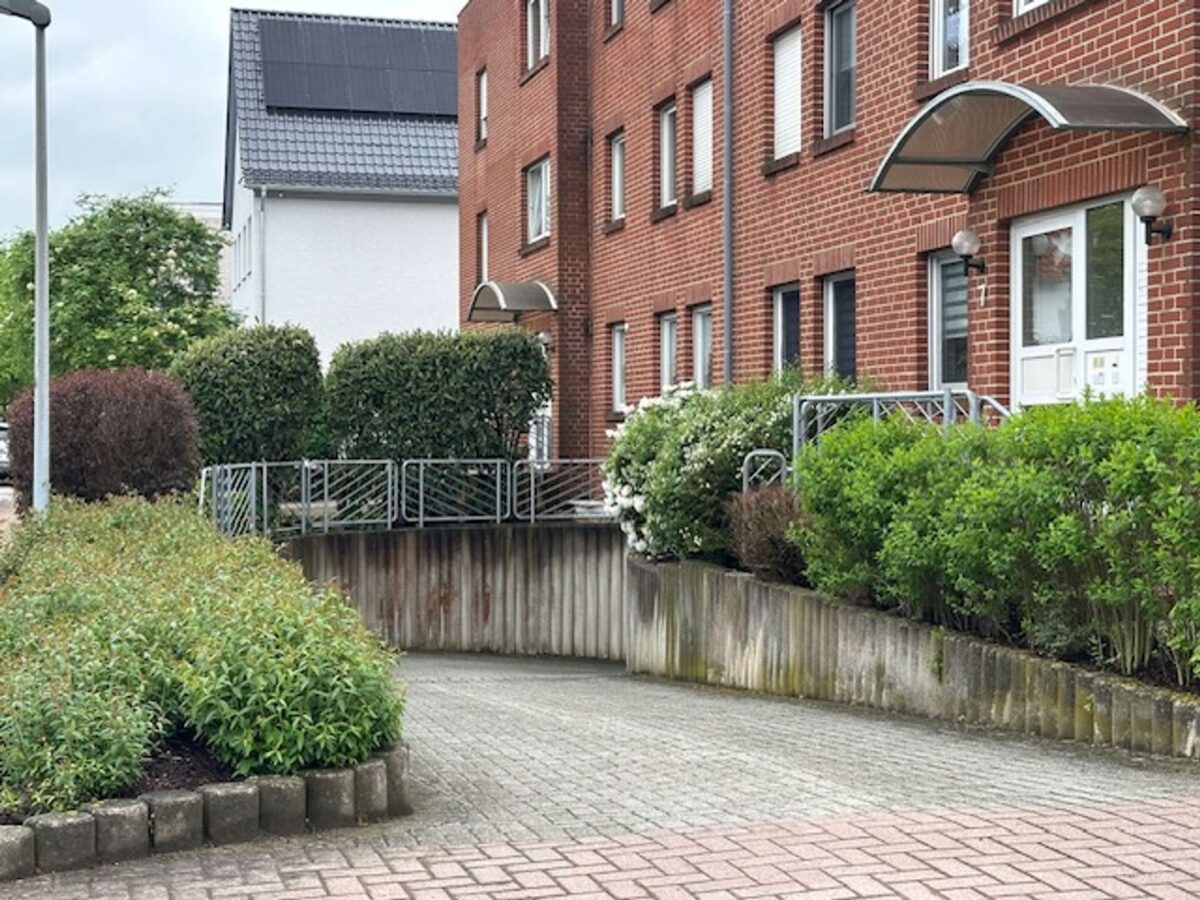 Tiefgaragen zufahrt