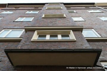 Sanierungsbedürftige 3-4 Zimmer Wohnung, mit Balkon im beliebten Stadtteil Hannover List, 30163 Hannover, Etagenwohnung