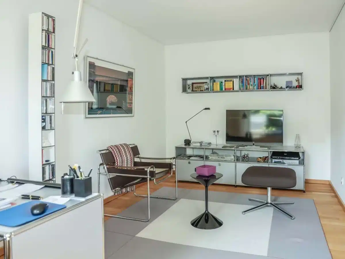 Blick in das Arbeitszimmer