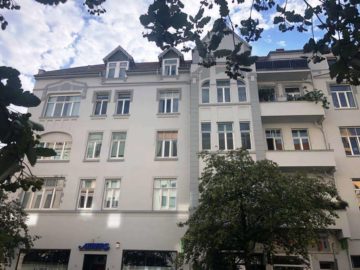 Hannover List: Altbauwohnung mit originalen Stilelementen und 2 Balkonen, 30163 Hannover, Etagenwohnung