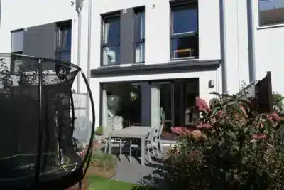 Hannover Ahlem: Sehr geräumiges attraktives Reihenhaus – KfW-Effizienzhaus 55, 30453 Hannover, Reihenmittelhaus
