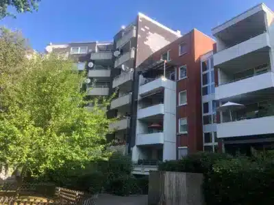 Hannover Mühlenberg: Sehr schön geschnittene Wohnung mit Weitblick vom Balkon, 30457 Hannover, Etagenwohnung