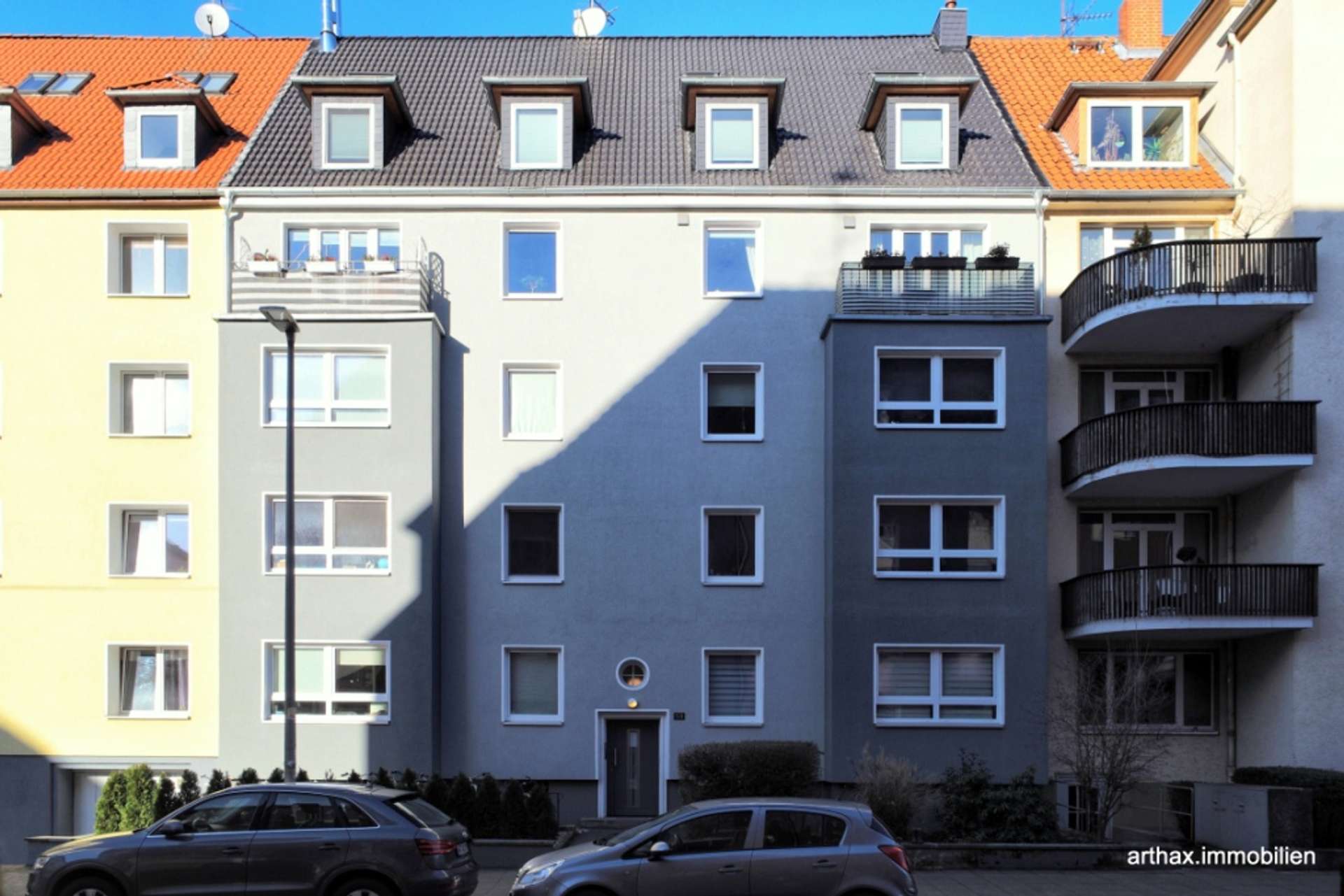 Hannover: Moderne Maisonette in der Südstadt - Straßenansicht