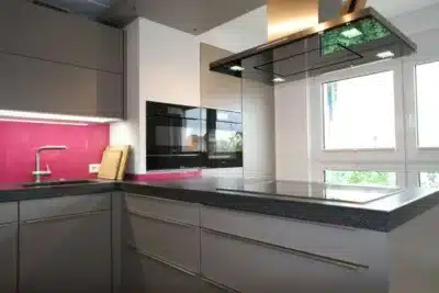 Hemmingen: Wohnung mit hochwertiger Ausstattung und großem Terrassenbereich – alles vom Feinsten, 30966 Hemmingen, Etagenwohnung