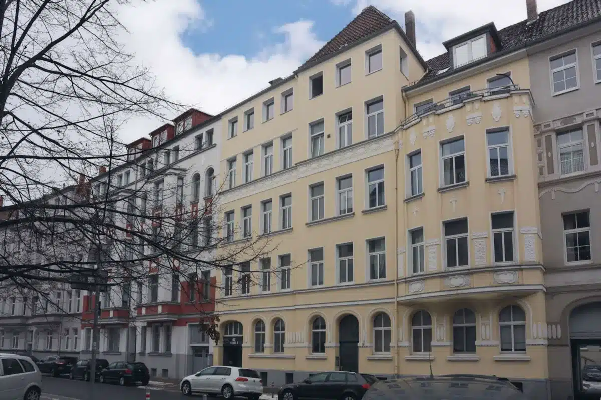 Straßenansicht