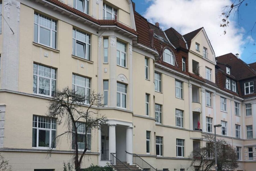 Hannover List: Altbauwohnung im herrschaftlichen Gebäude, nahe Eilenriede, mit Balkon - Exposé