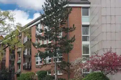 Hannover List: Sehr großzügige Wohnung mit TG-Stellplatz und Lift, 30161 Hannover, Etagenwohnung