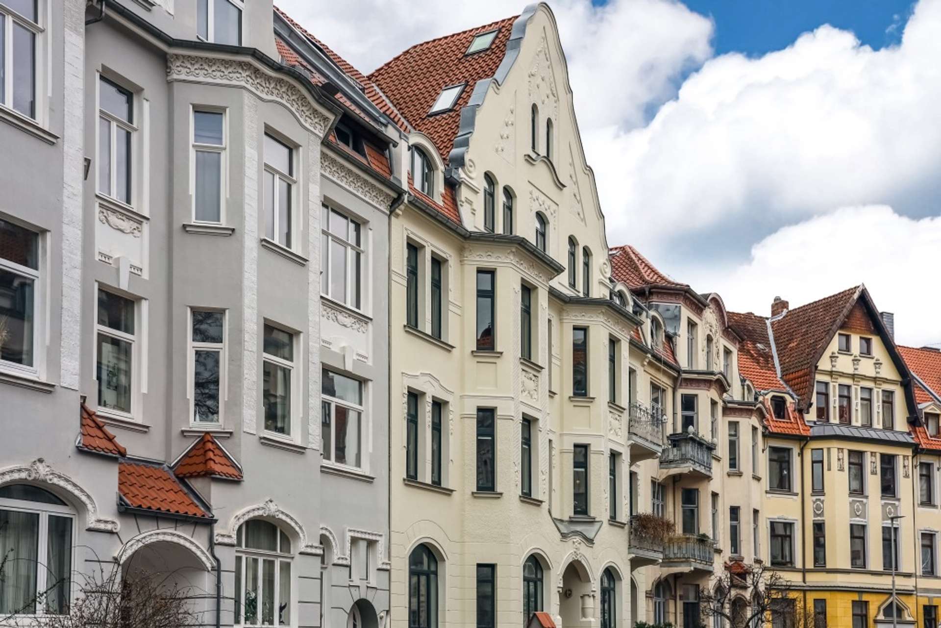 Hannover Nordstadt: 2 Zi Wohnung im Hinterhaus im 2.OG - Straßenansicht