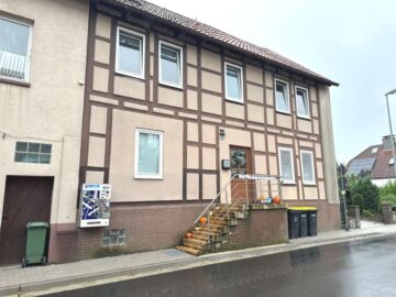 Zw. Hannover und Hildesheim/Ahrbergen: Gut vermietetes Fachwerkhaus mit vielen Zimmern, 31180 Giesen, Doppelhaushälfte