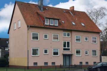 Kleine, helle 3 Zimmer DG Wohnung in Alt Langenhagen, 30851 Langenhagen, Dachgeschosswohnung