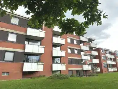 Hemmingen: Nette 3 Zimmer Wohnung mit Balkon im 1.OG und Garage, 30699 Hemmingen, Etagenwohnung