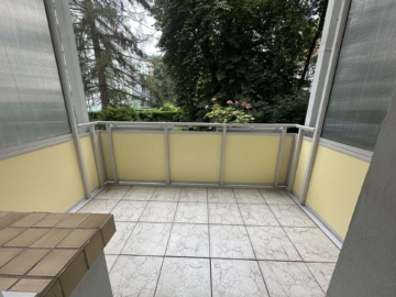 Hannover Vahrenwald: Gerade sanierte 3 Zimmer Wohnung mit Balkon im Hochparterre, 30165 Hannover, Etagenwohnung