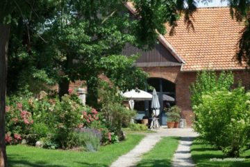 Springe Mittelrode: Wohnhaus, Scheune und viel Garten, 31832 Springe, Bauernhaus