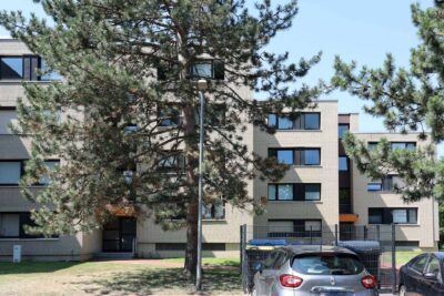 Ronnenberg Empelde: Großzügige 2 Zimmer Wohnung mit Balkon, 30952 Ronnenberg, Etagenwohnung