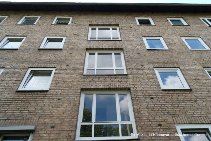 Hannover Nordstadt: Gut geschnittene 3 Zimmer Wohnung mit Balkon - Fassade