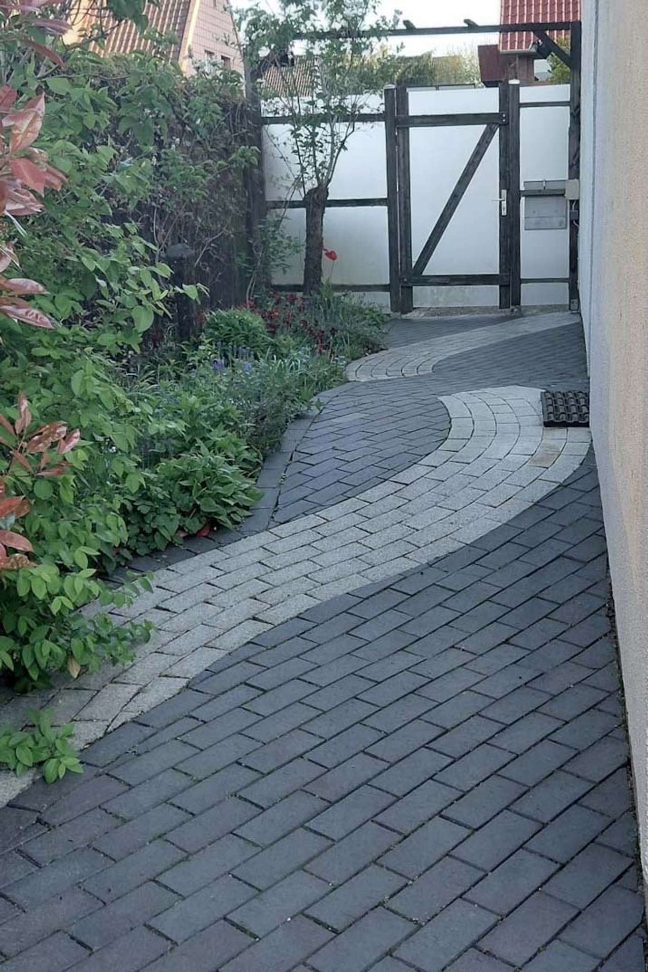 Weg zur Haustür