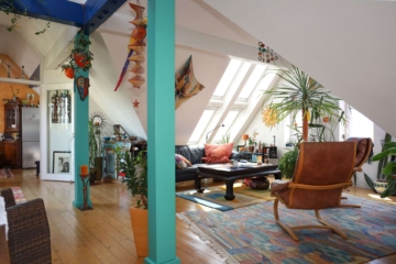 Hannover Linden Süd: Peppige Maisonette-Wohnung mit Dach-Terrasse, 30449 Hannover, Maisonettewohnung