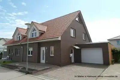 Familienfreundliche DHH in Langenhagen Kaltenweide, 30855 Langenhagen, Doppelhaushälfte