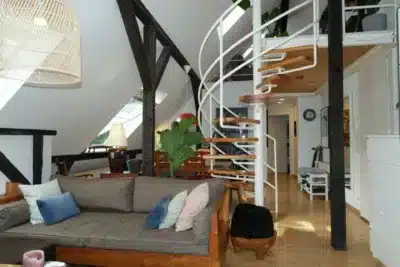 Hannover Oststadt: Peppige Galeriewohnung in Eilenriedenähe, 30161 Hannover, Dachgeschosswohnung