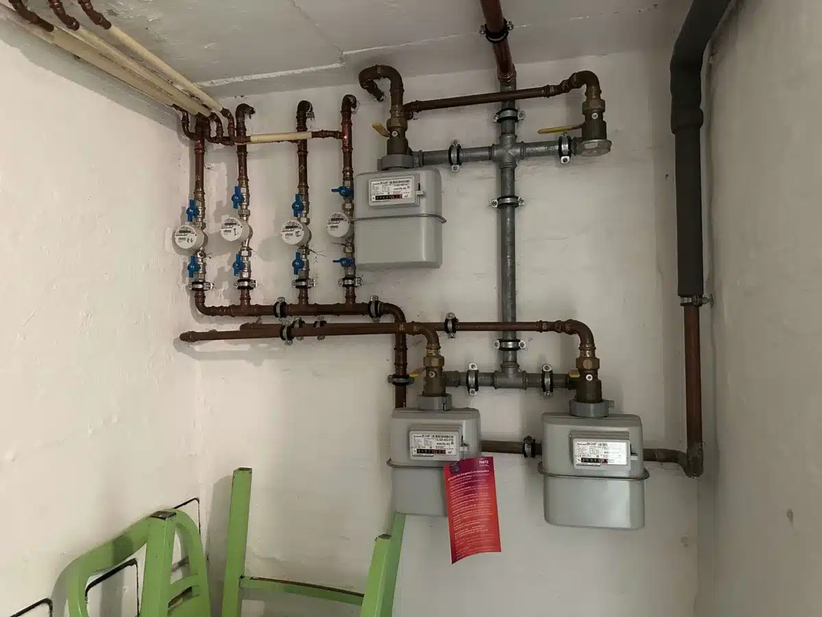 Gas, und Wasserzähler rechte S