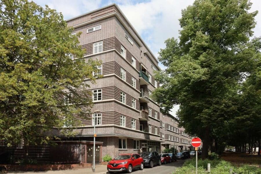 2 Zi Wohnung mit Balkon und EBK in Hannover List Gartenstadt Kreuzkampe - Straßenansicht