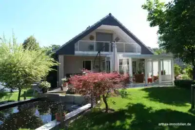 Burgwedel OT Fuhrberg: Großzügiges Haus, mit gehobener Ausstattung, 30938 Burgwedel, Einfamilienhaus