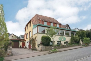 Salzhemmendorf – Osterwald: Zauberhaftes Haus, zum Arbeiten und Wohnen, 31020 Salzhemmendorf, Einfamilienhaus